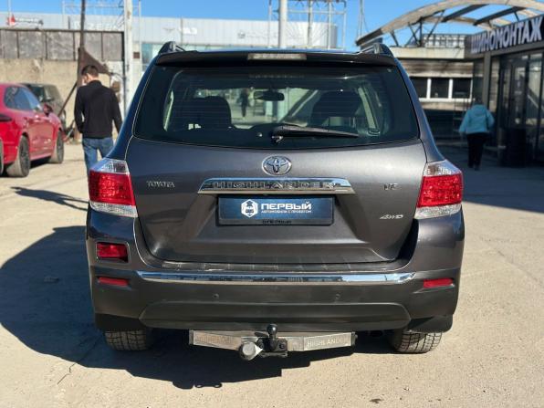 Toyota Highlander II (XU40) Рестайлинг с пробегом 2012 года, цена 2 330 000 рублей, 144830 км, внедорожник, Автокод Объявления