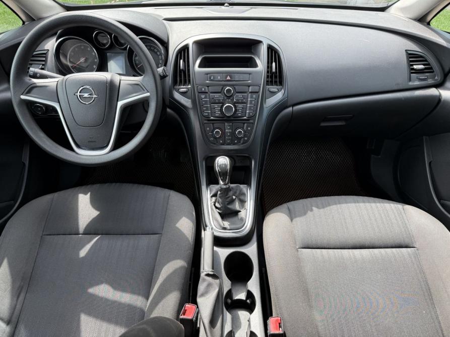 Opel Astra J Рестайлинг Ярославль  - изображение 9