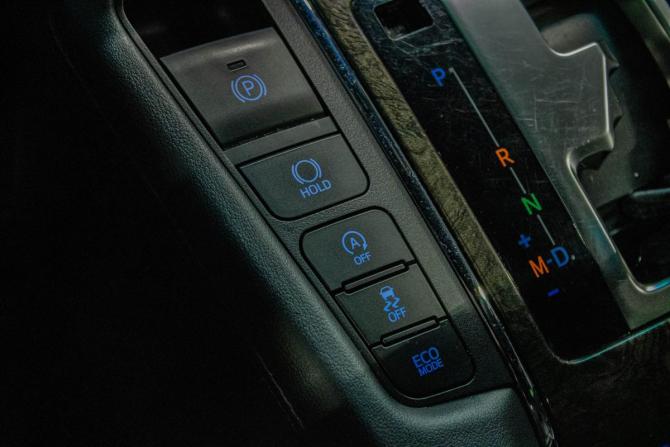 Toyota Alphard III Рестайлинг с пробегом 2019 года, цена 4 699 000 рублей, 128140 км, минивэн, Автокод Объявления