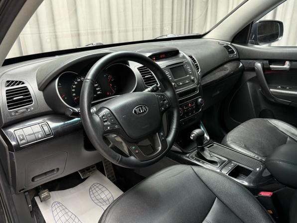 Kia Sorento II Рестайлинг с пробегом 2014 года, цена 1 869 000 рублей, 156486 км, внедорожник, Автокод Объявления