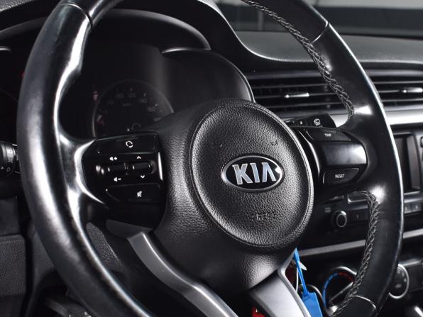 Kia Rio IV с пробегом 2018 года, цена 1 099 999 рублей, 163027 км, хэтчбек, Автокод Объявления