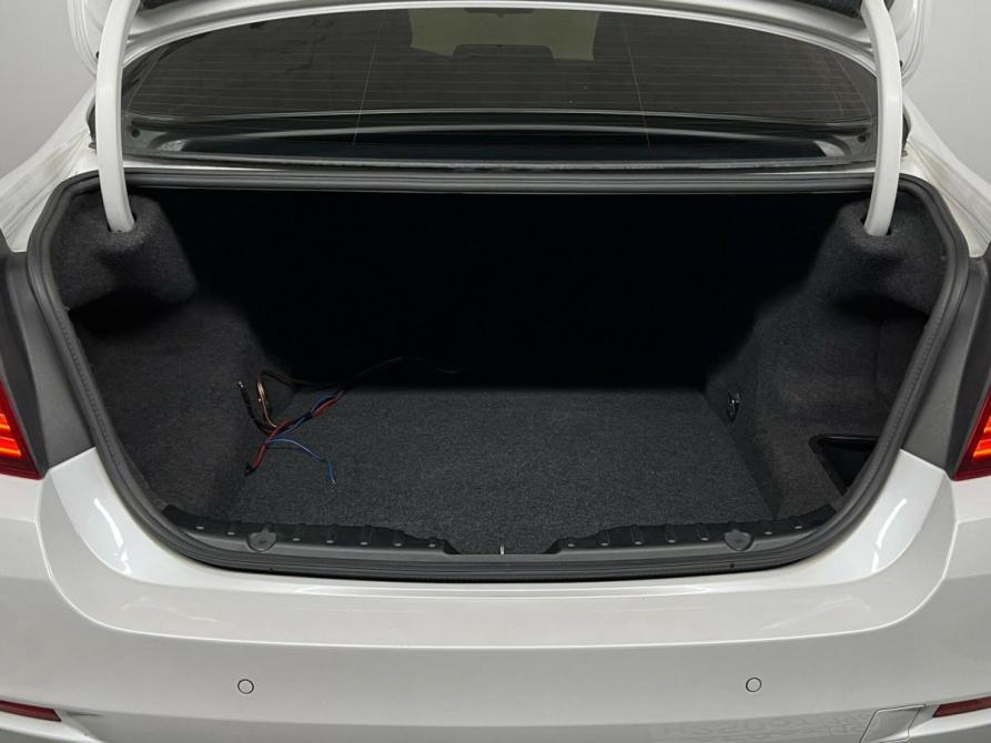 BMW 5 серии VI (F10/F11/F07) Рестайлинг Екатеринбург  - изображение 15