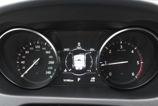 Land Rover Discovery Sport I с пробегом 2018 года, цена 2 380 000 рублей, 101962 км, внедорожник, Автокод Объявления