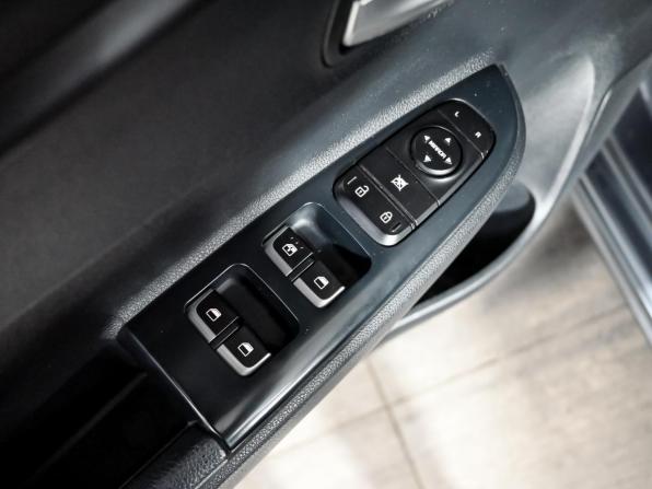Kia Rio IV Рестайлинг с пробегом 2020 года, цена 1 500 000 рублей, 99301 км, седан, Автокод Объявления