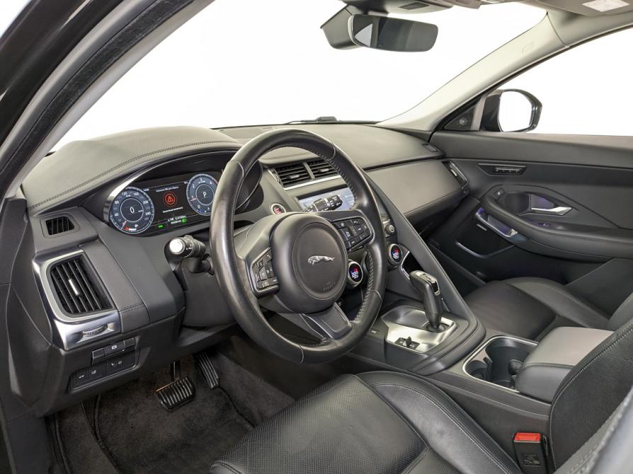 Jaguar E-Pace I Москва  - изображение 17