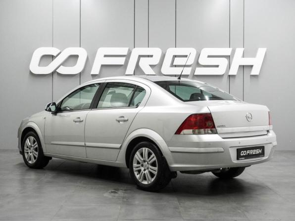 Opel Astra H Рестайлинг с пробегом 2011 года, цена 819 000 рублей, 107596 км, седан, Автокод Объявления