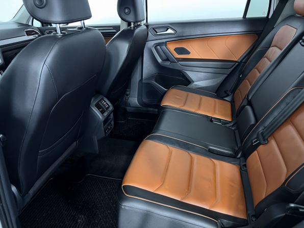 Volkswagen Tiguan II с пробегом 2018 года, цена 2 459 000 рублей, 71133 км, внедорожник, Автокод Объявления