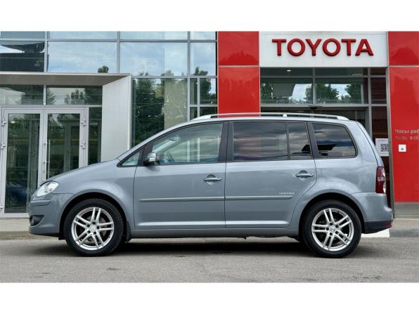Volkswagen Touran I Рестайлинг с пробегом 2008 года, цена 737 000 рублей, 244945 км, компактвэн, Автокод Объявления