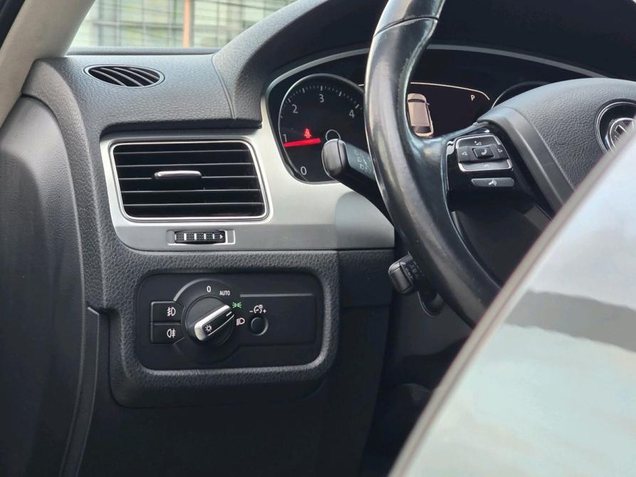 Volkswagen Touareg II Рестайлинг Новосибирск  - изображение 15