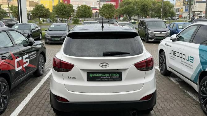Hyundai ix35 I Рестайлинг с пробегом 2013 года, цена 1 211 000 рублей, 218348 км, внедорожник, Автокод Объявления