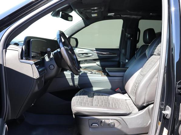 Cadillac Escalade V с пробегом 2023 года, цена 10 300 000 рублей, 81700 км, внедорожник, Автокод Объявления