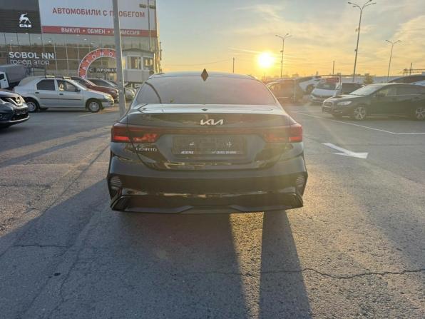 Kia Cerato IV Рестайлинг с пробегом 2022 года, цена 2 299 995 рублей, 53889 км, седан, Автокод Объявления