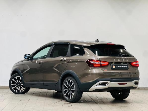 Lada (ВАЗ) Vesta I Рестайлинг (NG) с пробегом 2024 года, цена 1 620 000 рублей, 10300 км, универсал, Автокод Объявления