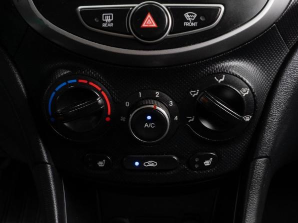 Hyundai Solaris I Рестайлинг с пробегом 2014 года, цена 789 000 рублей, 193374 км, седан, Автокод Объявления