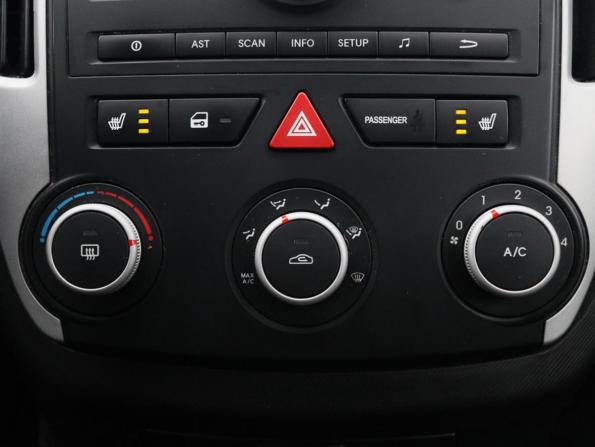 Kia Ceed I Рестайлинг с пробегом 2010 года, цена 700 000 рублей, 211240 км, хэтчбек, Автокод Объявления