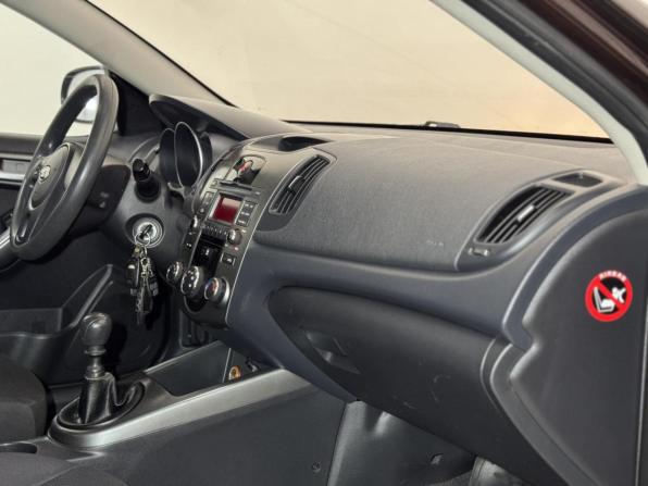 Kia Cerato II с пробегом 2010 года, цена 579 000 рублей, 314713 км, седан, Автокод Объявления