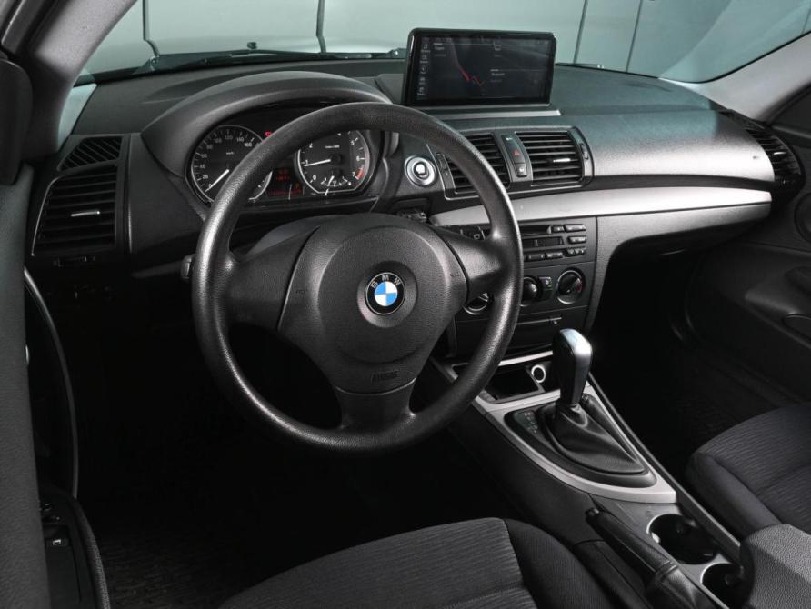 BMW 1 серии I (E81/E82/E87/E88) Рестайлинг Ростов-на-Дону  - изображение 6