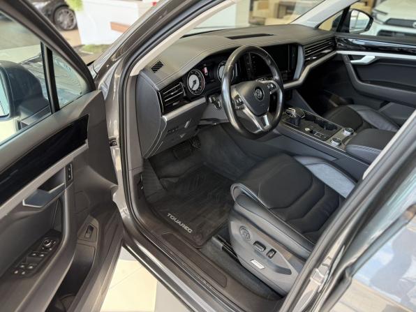 Volkswagen Touareg III с пробегом 2019 года, цена 4 100 000 рублей, 117000 км, внедорожник, Автокод Объявления