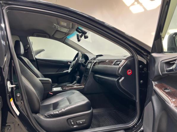 Toyota Camry VII (XV50) Рестайлинг с пробегом 2016 года, цена 1 790 000 рублей, 181848 км, седан, Автокод Объявления