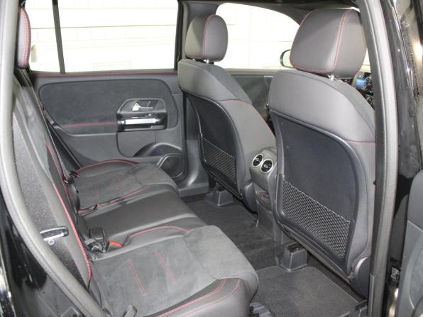 Новый Mercedes-Benz GLB I (X247) Рестайлинг 2025 года, цена 7 670 000 рублей, внедорожник, Автокод Объявления