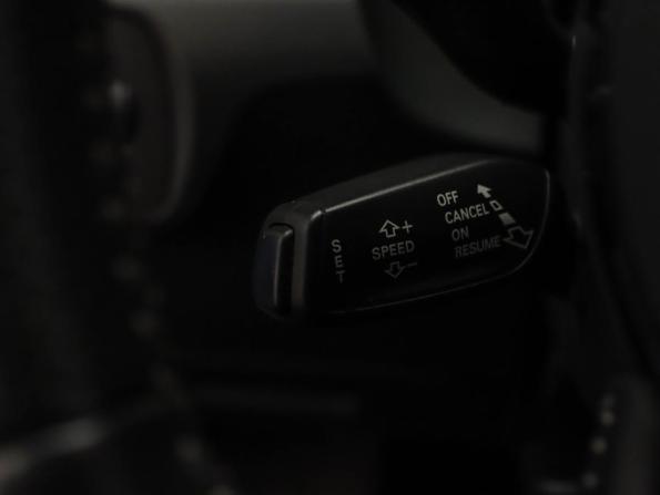 Audi Q3 I (8U) Рестайлинг с пробегом 2018 года, цена 1 897 000 рублей, 201101 км, внедорожник, Автокод Объявления