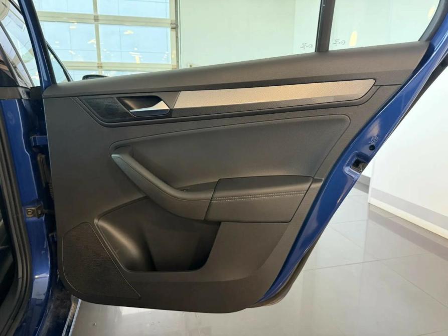 Volkswagen Polo V Рестайлинг Подольск  - изображение 16