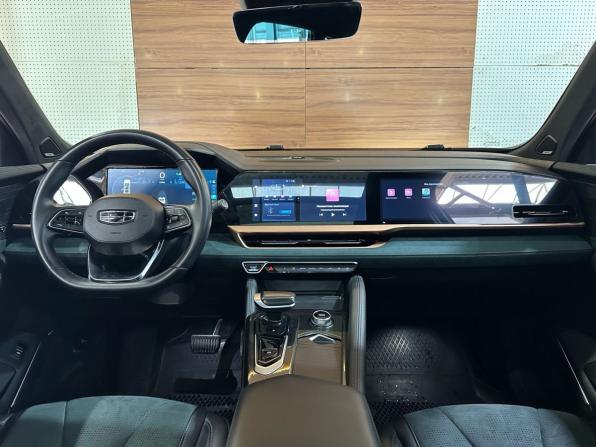 Geely Monjaro I с пробегом 2023 года, цена 2 649 000 рублей, 118121 км, внедорожник, Автокод Объявления