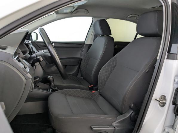 Skoda Rapid II с пробегом 2021 года, цена 1 300 000 рублей, 154473 км, лифтбек, Автокод Объявления