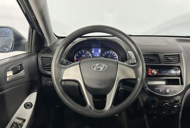 Hyundai Solaris I Рестайлинг с пробегом 2015 года, цена 880 000 рублей, 115150 км, хэтчбек, Автокод Объявления