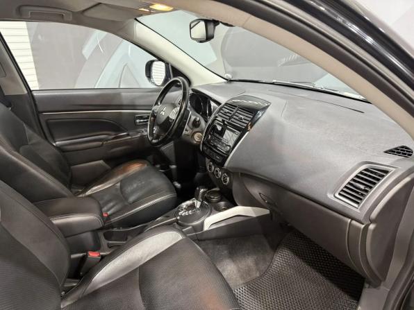 Mitsubishi ASX I с пробегом 2011 года, цена 950 000 рублей, 278000 км, внедорожник, Автокод Объявления