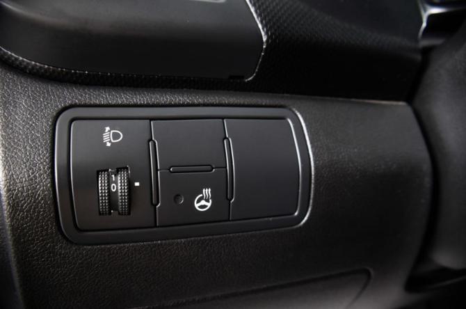 Hyundai Solaris I Рестайлинг с пробегом 2014 года, цена 999 000 рублей, 224097 км, седан, Автокод Объявления