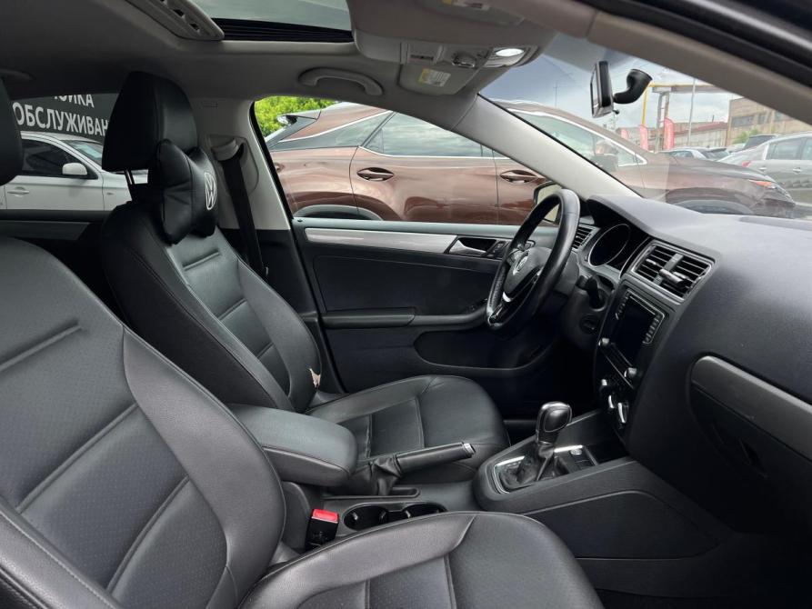 Volkswagen Jetta VI Рестайлинг Альметьевск  - изображение 28
