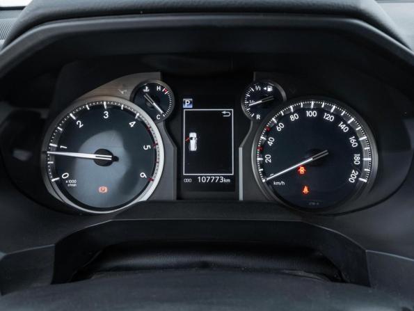 Toyota Land Cruiser Prado 150 Series Рестайлинг 2 с пробегом 2019 года, цена 4 920 000 рублей, 107773 км, внедорожник, Автокод Объявления