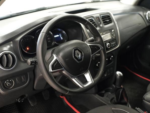 Renault Logan II Рестайлинг с пробегом 2019 года, цена 850 000 рублей, 205000 км, седан, Автокод Объявления
