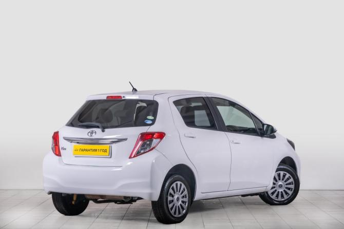 Toyota Vitz III (XP130) с пробегом 2013 года, цена 739 000 рублей, 130000 км, хэтчбек, Автокод Объявления