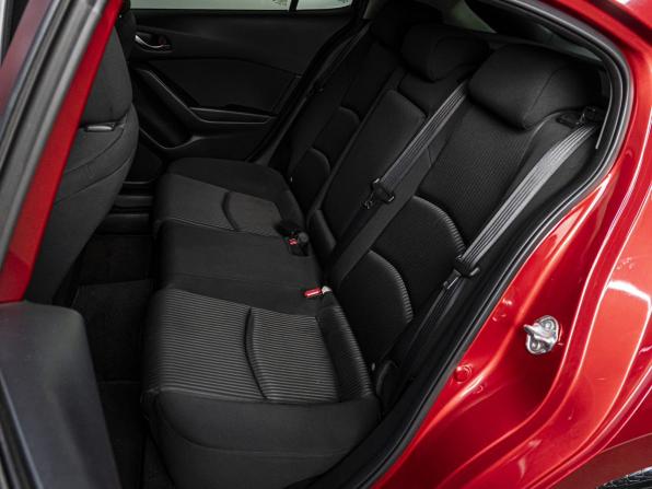 Mazda Axela III с пробегом 2015 года, цена 1 579 000 рублей, 118909 км, хэтчбек, Автокод Объявления