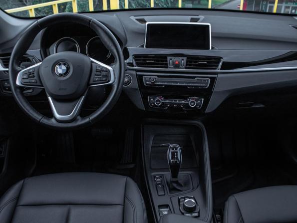 BMW X1 II (F48) Рестайлинг с пробегом 2021 года, цена 3 049 000 рублей, 21899 км, внедорожник, Автокод Объявления
