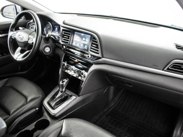 Hyundai Elantra VI (AD) Рестайлинг с пробегом 2020 года, цена 1 755 000 рублей, 77451 км, седан, Автокод Объявления