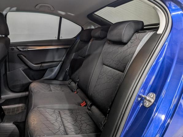 Skoda Octavia III (A7) Рестайлинг с пробегом 2019 года, цена 1 800 000 рублей, 91035 км, лифтбек, Автокод Объявления