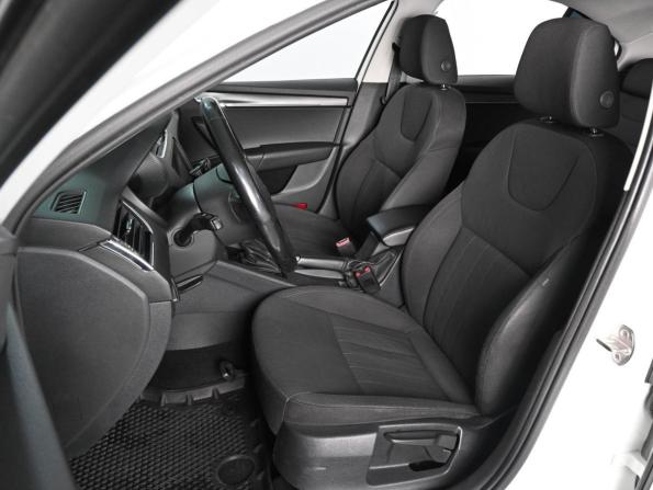 Skoda Octavia III (A7) Рестайлинг с пробегом 2018 года, цена 1 630 000 рублей, 200514 км, лифтбек, Автокод Объявления
