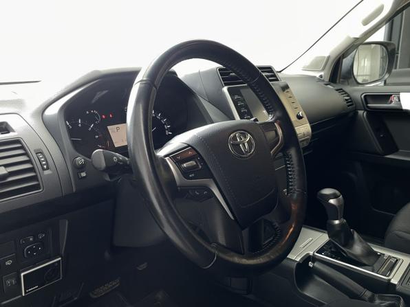 Toyota Land Cruiser Prado 150 Series Рестайлинг 3 с пробегом 2021 года, цена 5 059 000 рублей, 61240 км, внедорожник, Автокод Объявления