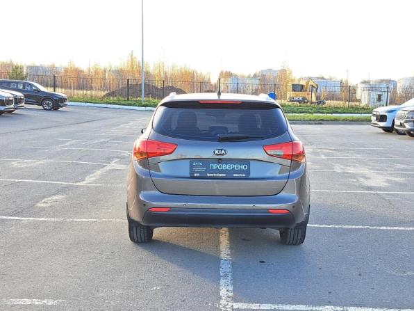 Kia Ceed II с пробегом 2014 года, цена 1 000 000 рублей, 236796 км, универсал, Автокод Объявления