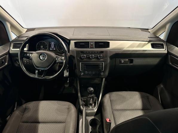 Volkswagen Caddy III Рестайлинг с пробегом 2015 года, цена 1 555 000 рублей, 249313 км, минивэн, Автокод Объявления