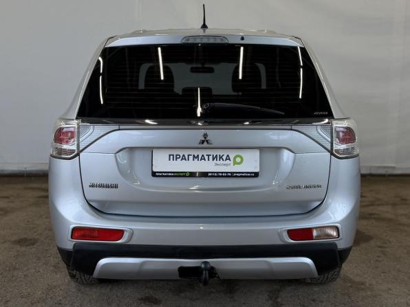 Mitsubishi Outlander III Рестайлинг с пробегом 2014 года, цена 1 265 000 рублей, 152331 км, внедорожник, Автокод Объявления