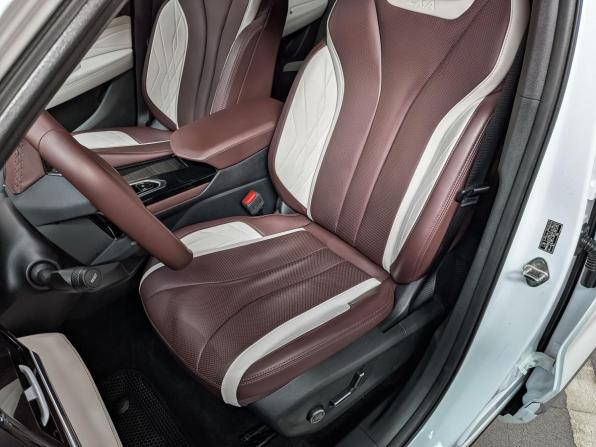 Geely Monjaro I с пробегом 2023 года, цена 3 380 000 рублей, 55840 км, внедорожник, Автокод Объявления