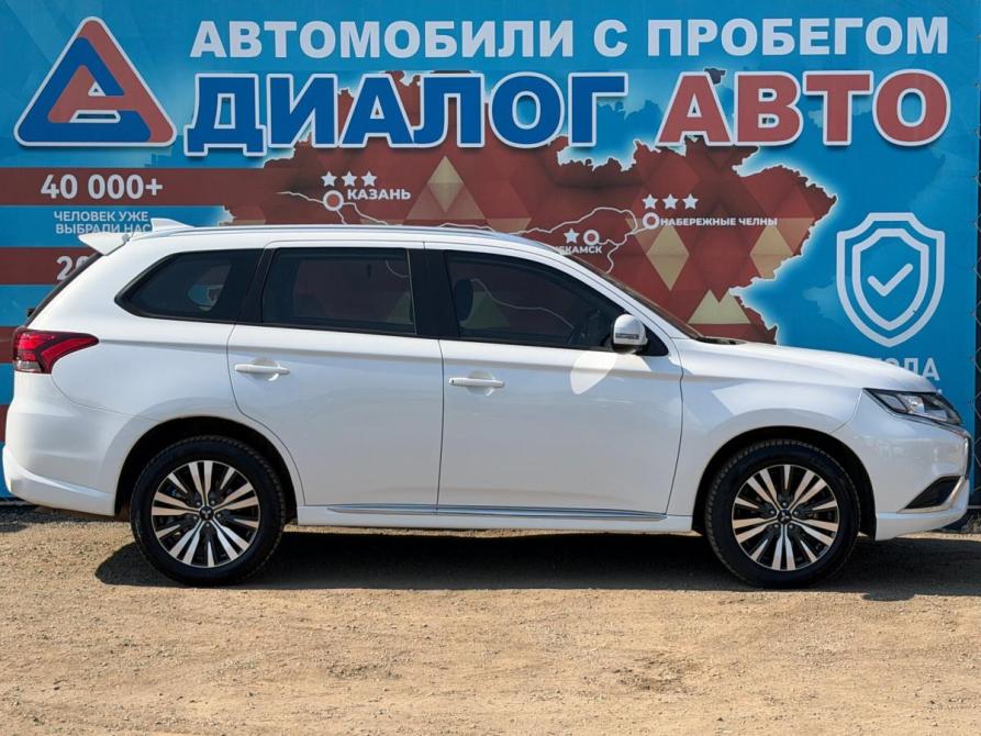 Mitsubishi Outlander III Рестайлинг 3 Набережные Челны  - изображение 2