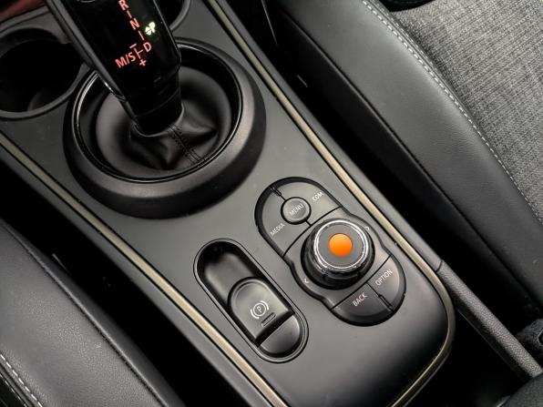 Mini Countryman II Рестайлинг с пробегом 2020 года, цена 2 900 000 рублей, 68711 км, внедорожник, Автокод Объявления
