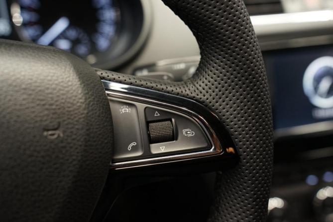 Skoda Octavia III (A7) с пробегом 2016 года, цена 1 670 000 рублей, 246100 км, лифтбек, Автокод Объявления