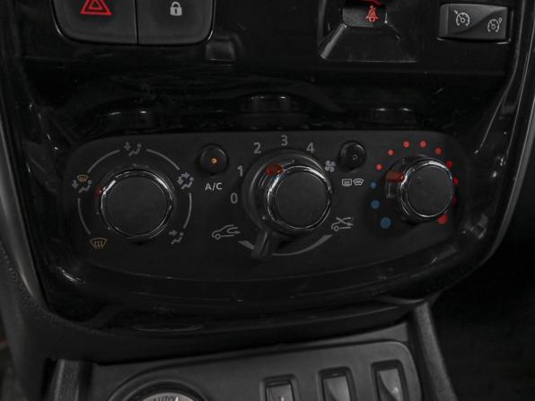 Nissan Terrano III (D10) с пробегом 2017 года, цена 1 399 000 рублей, 160161 км, внедорожник, Автокод Объявления
