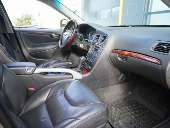 Volvo XC70 I Рестайлинг с пробегом 2007 года, цена 728 000 рублей, 219837 км, универсал, Автокод Объявления